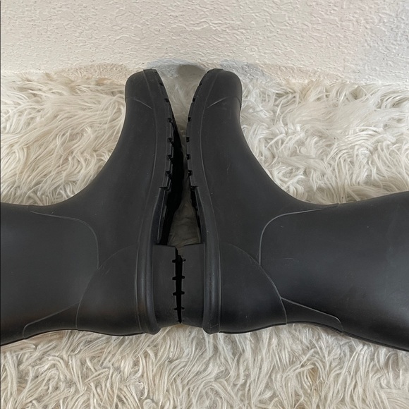 UGG Sienna Matte Rain Rubber Boots Slip On Black 1100510 Size 9 Warm & Cozy NEW - Picture 9 of 15